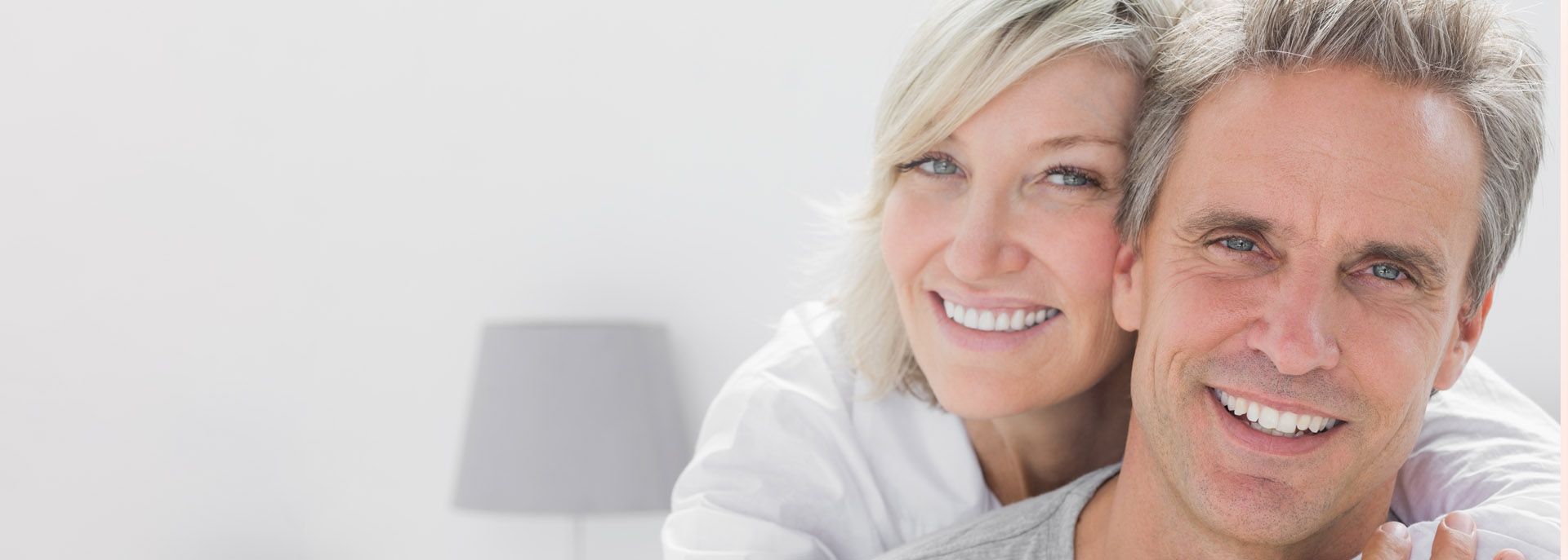 Revive Your Smile with Dentures!