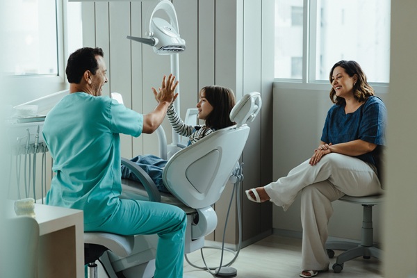 A Family Dentist&# ;s Guide To Recovering From Tooth Extraction